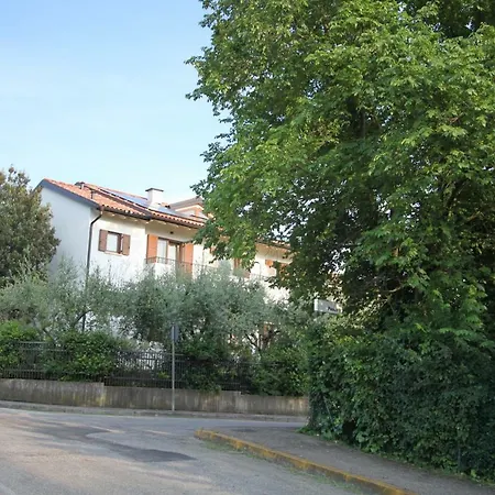 La Casa Bianca Loc.turistica *